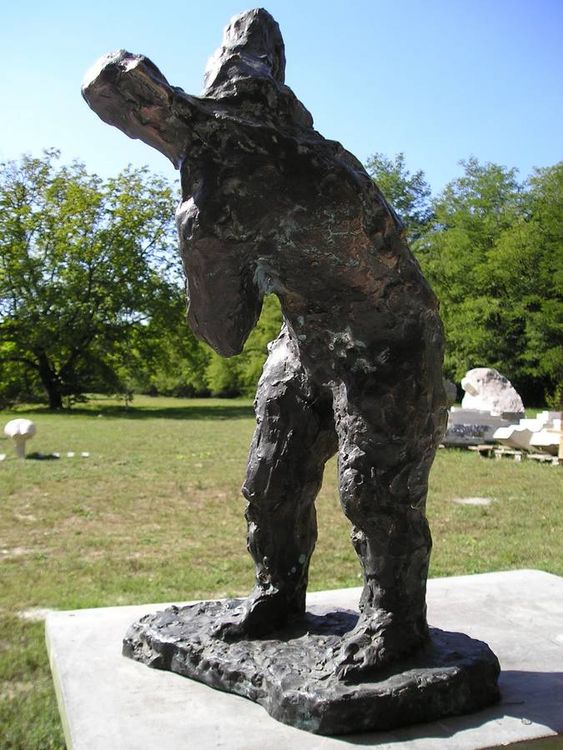 Inner Strength - the Untrodden Path by Eva Karcag - search and link Sculpture with SculptSite.com